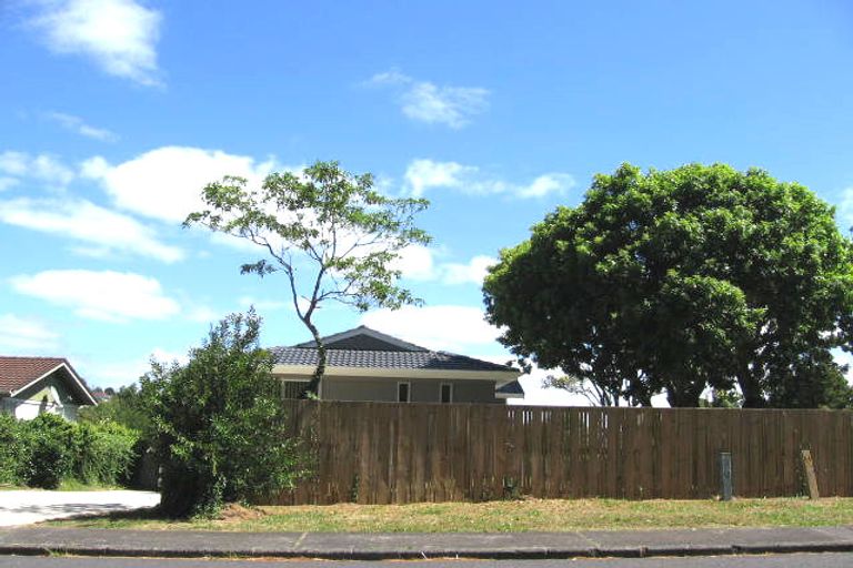 Photo of property in 38 Hobby Avenue, Birkdale, Auckland, 0626
