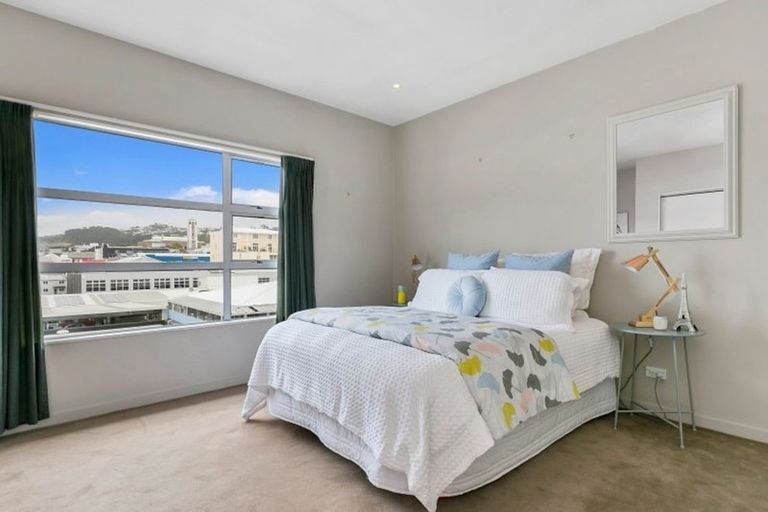 Photo of property in Galleria Apartments, 2/77 Tory Street, Te Aro, Wellington, 6011