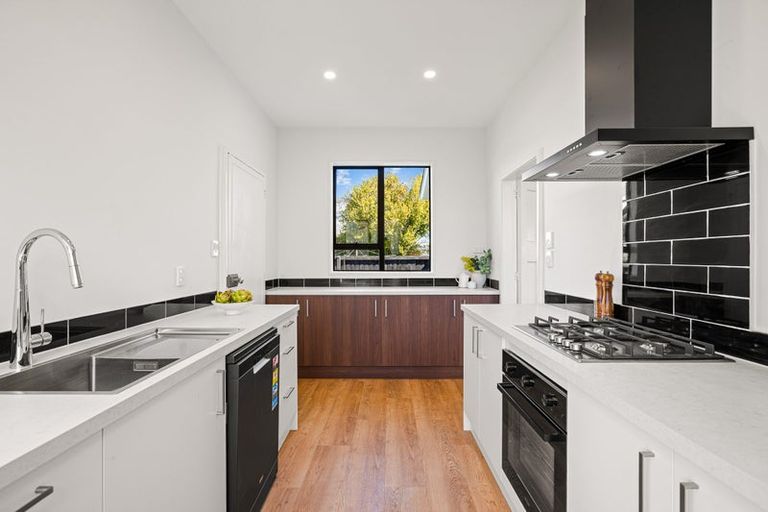 Photo of property in 26 Mackworth Street, Woolston, Christchurch, 8062