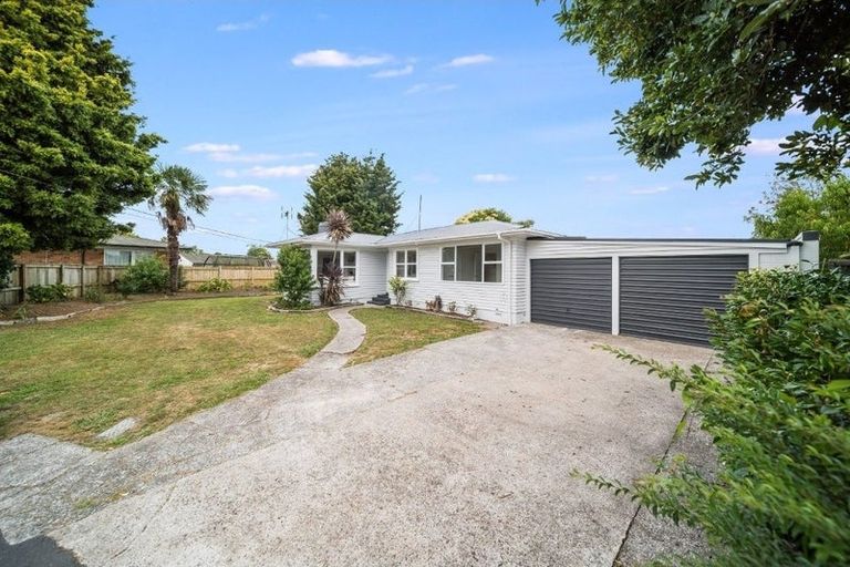 Photo of property in 16 Thornton Place, Melville, Hamilton, 3206