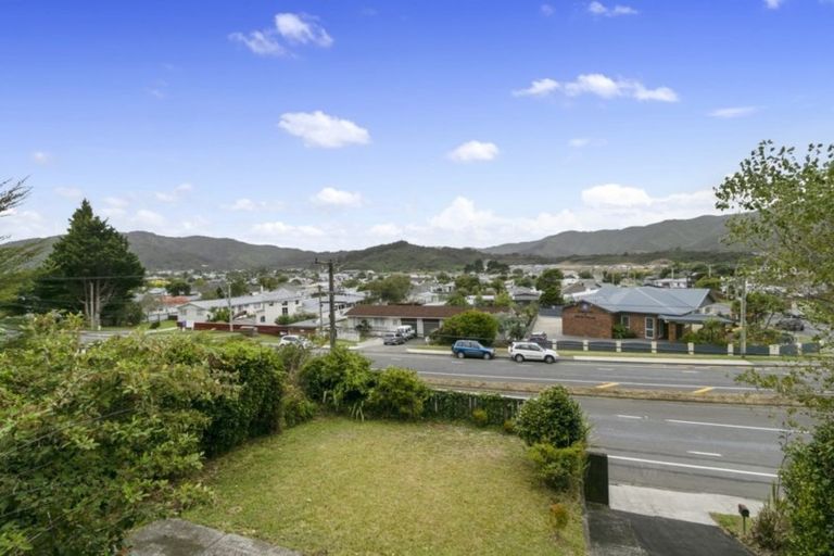 Photo of property in 121 Wainuiomata Road, Wainuiomata, Lower Hutt, 5014