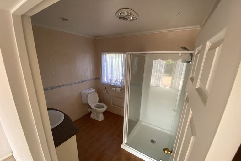 Photo of property in 22 Nuneaton Drive, Flat Bush, Auckland, 2019