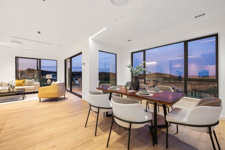 Photo of property in 57 Matangi View Drive, Orewa, 0931