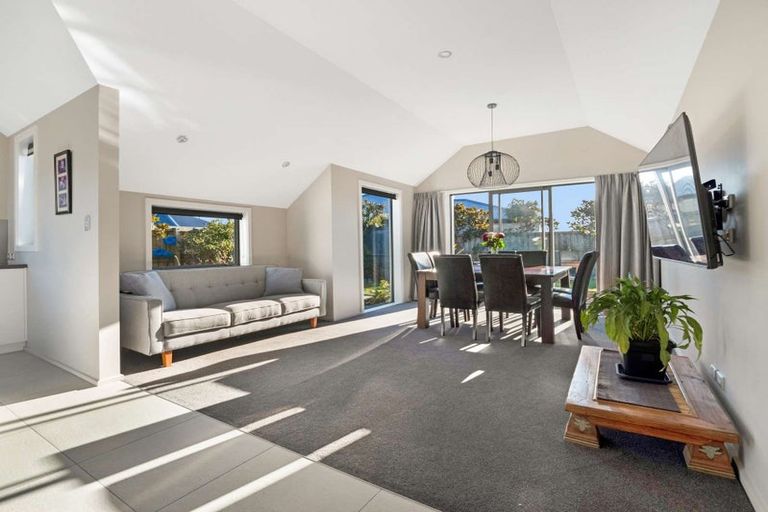 Photo of property in 187 Halswell Junction Road, Halswell, Christchurch, 8025