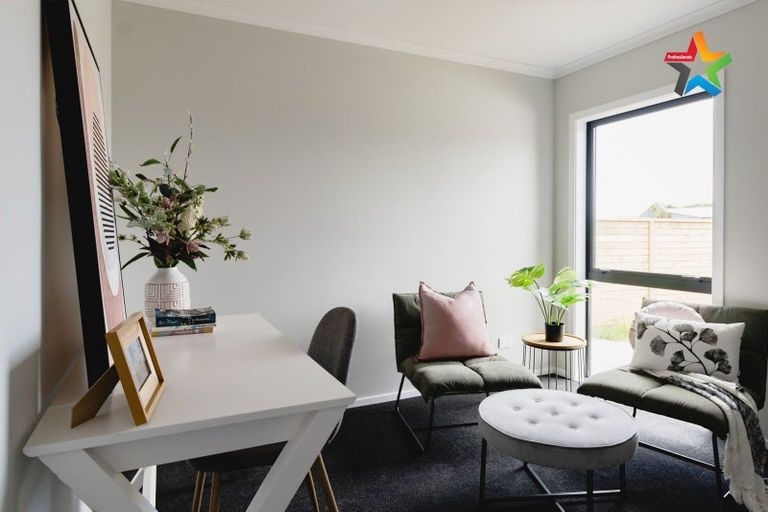 Photo of property in 17 Rotoiti Place, Paraparaumu, 5032