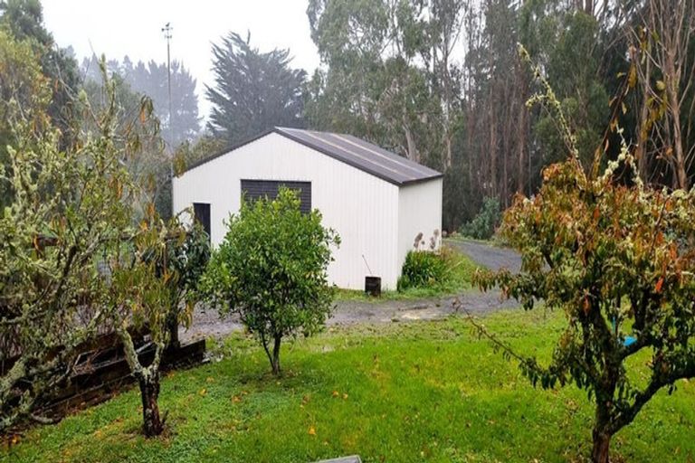 Photo of property in 100 Ranfurly Road, Alfriston, Auckland, 2105