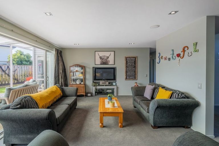 Photo of property in 4 Hawk Hill Crescent, Cooks Beach, Whitianga, 3591