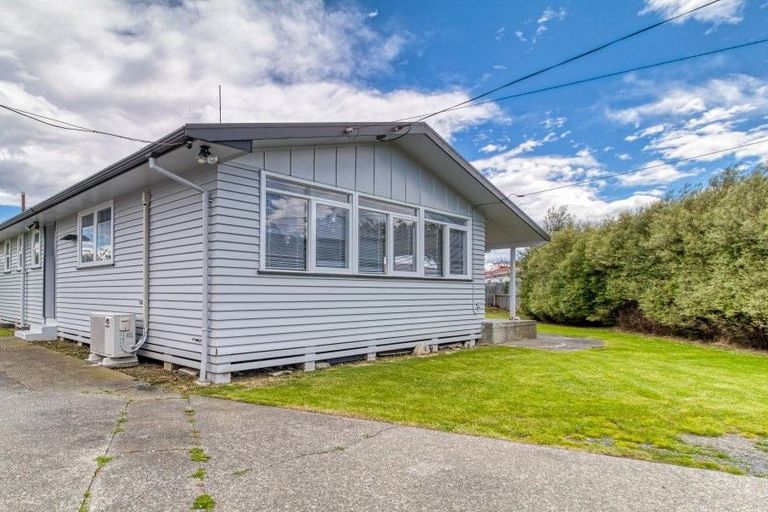 Photo of property in 47a Geddis Avenue, Maraenui, Napier, 4110