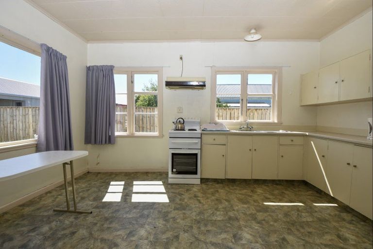 Photo of property in 20 Tyne Street, Carterton, 5713