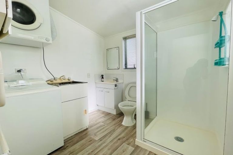 Photo of property in 102 Gills Road, Bucklands Beach, Auckland, 2014