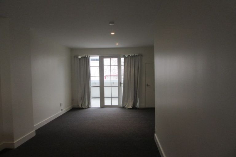 Photo of property in 41 Little George Street, Thorndon, Wellington, 6011