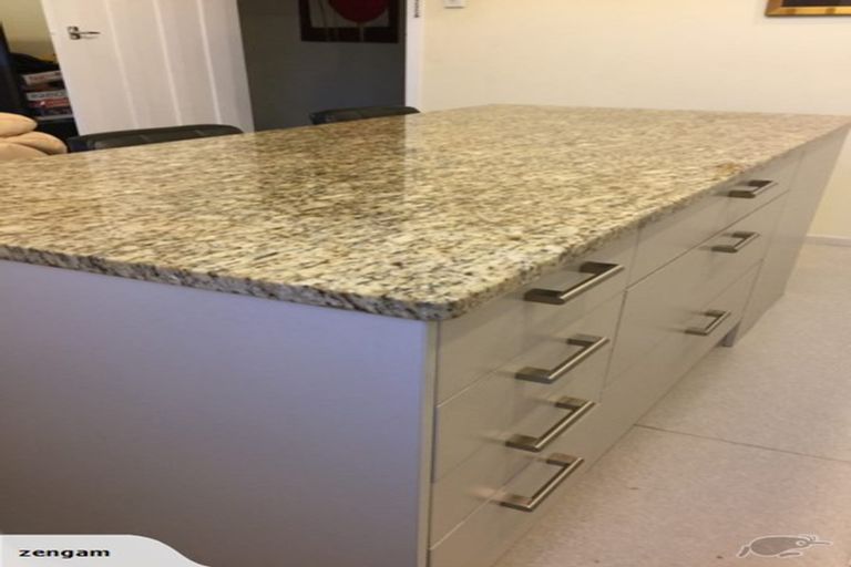 Photo of property in 136 Northland Road, Northland, Wellington, 6012