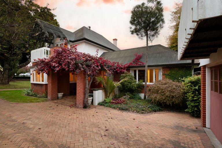 Photo of property in 25 Anglesea Street, Hamilton Central, Hamilton, 3204