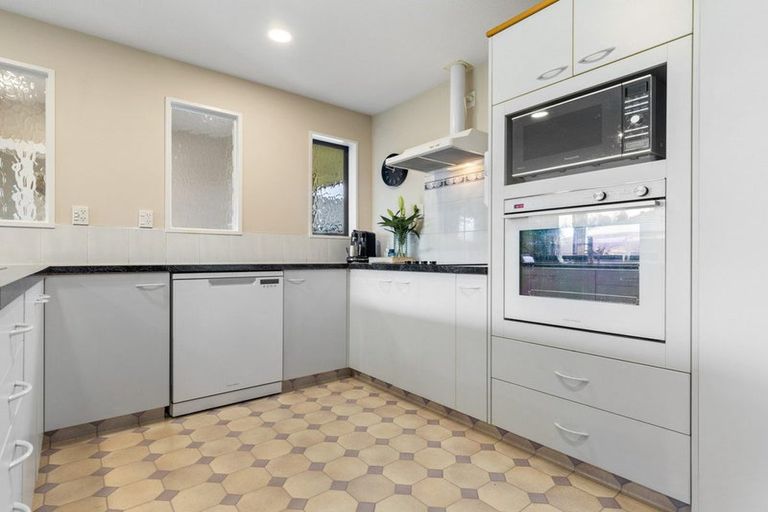 Photo of property in 42 Bella Rosa Drive, Hei Hei, Christchurch, 8042