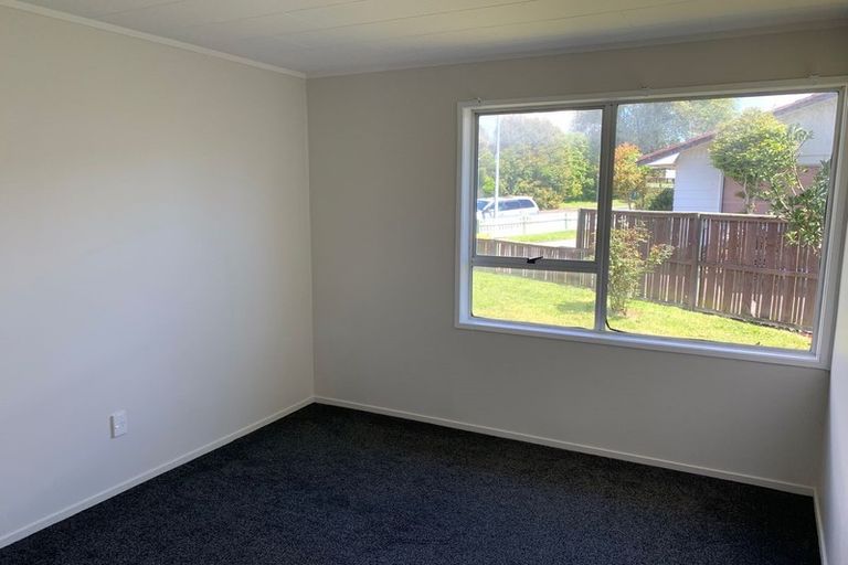 Photo of property in 6 Blanche Way, Half Moon Bay, Auckland, 2012