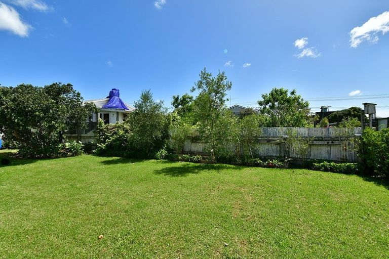Photo of property in 4 Stewart Street, Helensville, 0800