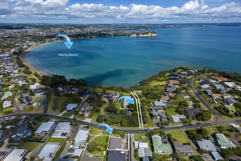 Photo of property in 25a Tindalls Bay Road, Tindalls Beach, Whangaparaoa, 0930