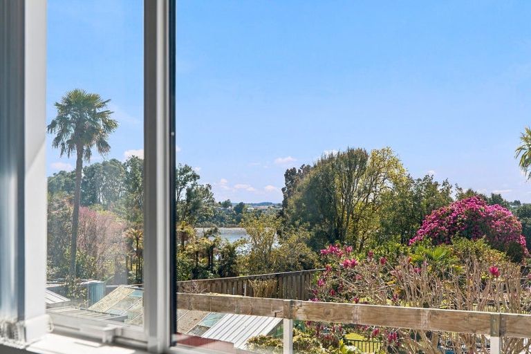 Photo of property in 4 Margaret Road, Bellevue, Tauranga, 3110