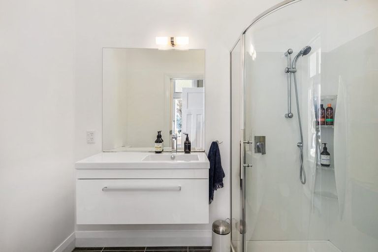 Photo of property in 33 Orchard Street, Wadestown, Wellington, 6012