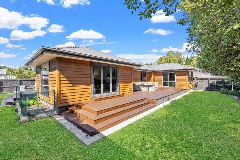 Photo of property in 43 Heyders Road, Spencerville, Christchurch, 8083
