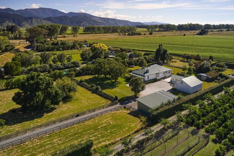 Photo of property in 52 Bothams Bend Road, Spring Creek, Blenheim, 7273