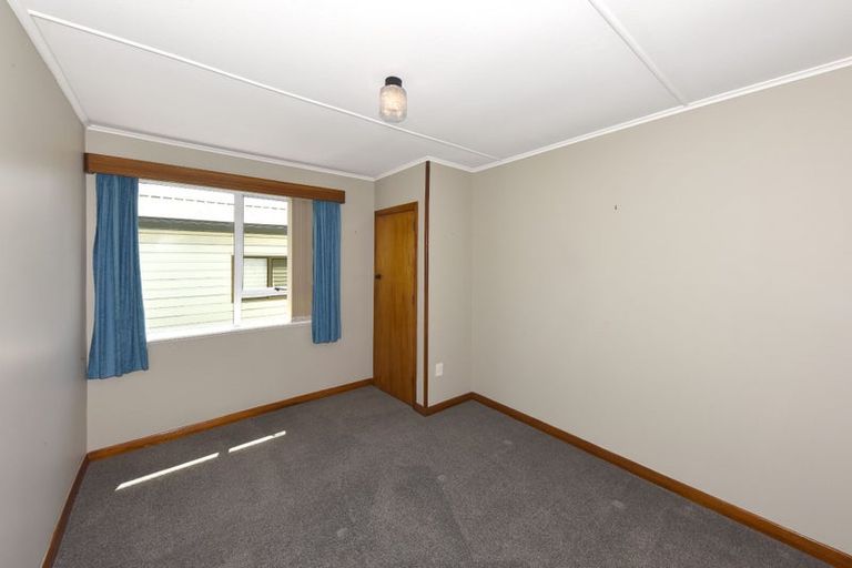 Photo of property in 5 Westcott Street, Dallington, Christchurch, 8061