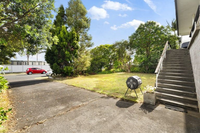 Photo of property in 40 Riverlea Avenue, Pakuranga, Auckland, 2010