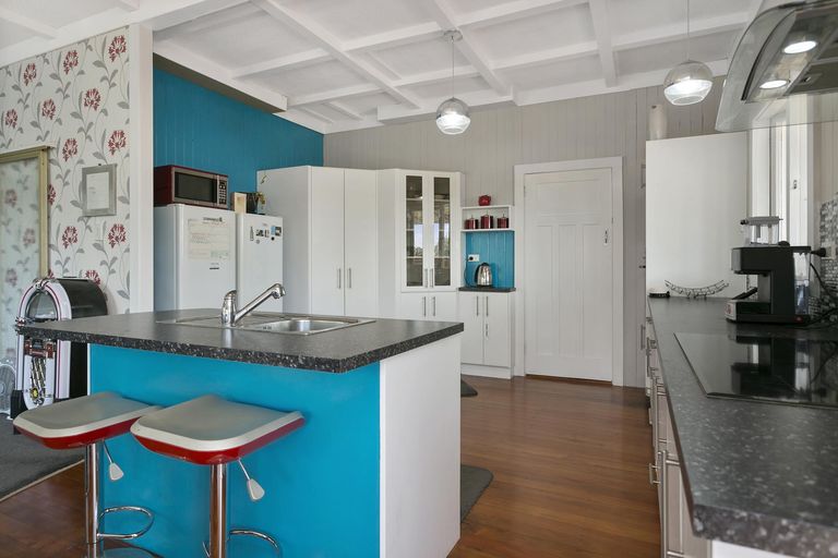 Photo of property in 10 Waihou Road, Te Aroha, 3320