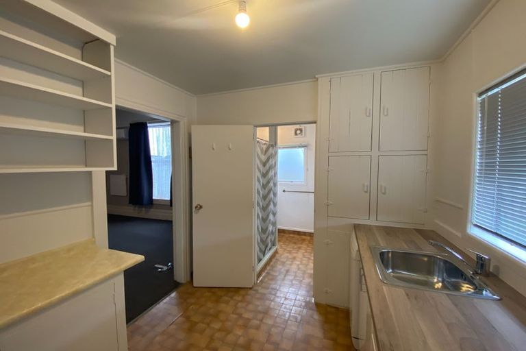 Photo of property in 3/32 Division Street, Riccarton, Christchurch, 8041