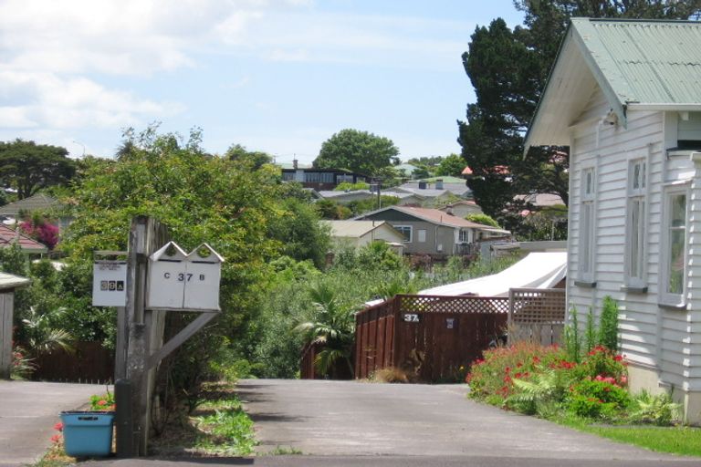 Photo of property in 37 Holly Street, Avondale, Auckland, 1026