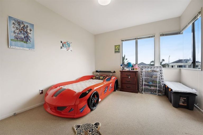 Photo of property in 51 Keywella Drive, Conifer Grove, Takanini, 2112