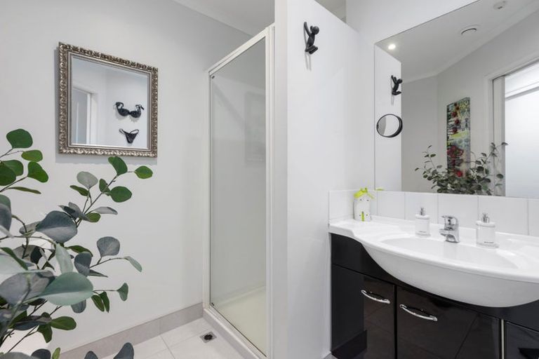 Photo of property in Paramount Apartments, 17/281 Maunganui Road, Mount Maunganui, 3116