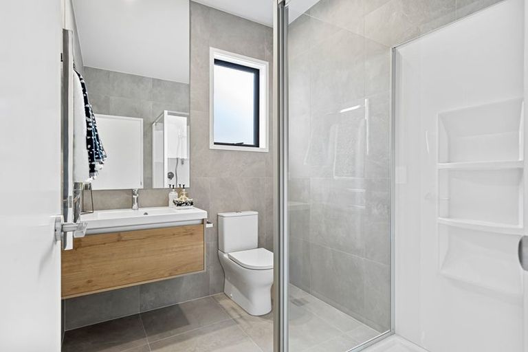 Photo of property in 7 Roundel Crescent, Whenuapai, Auckland, 0618