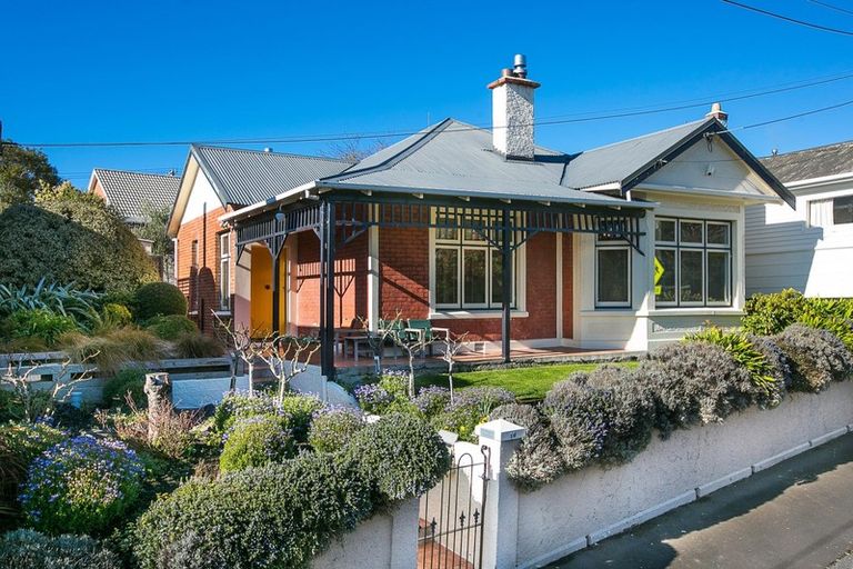 Photo of property in 18 Passmore Crescent, Maori Hill, Dunedin, 9010