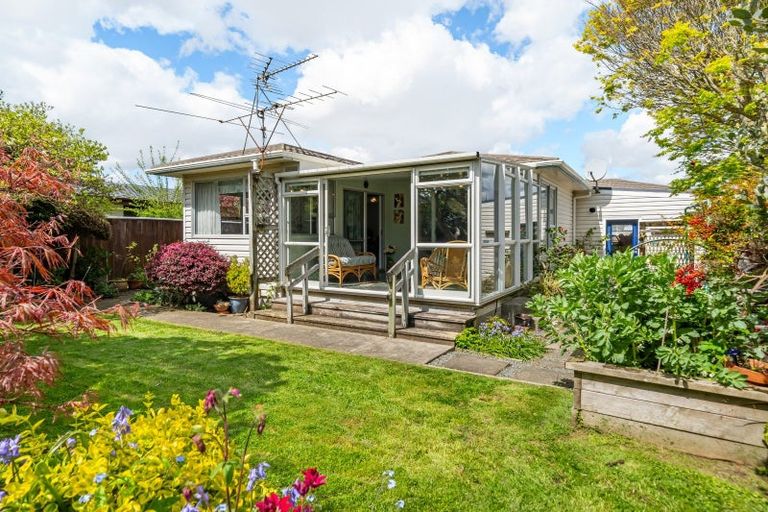 Photo of property in 16a Sheridan Crescent, Trentham, Upper Hutt, 5018