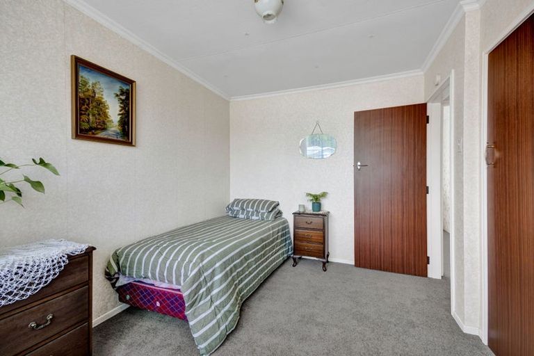 Photo of property in 3 Caesar Street, Stratford, 4332