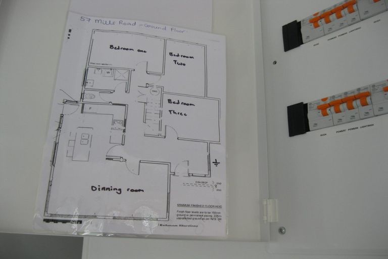 Photo of property in 57 Mills Road, Brooklyn, Wellington, 6021