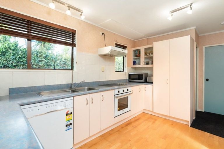 Photo of property in 75 Dickson Road, Papamoa Beach, Papamoa, 3118