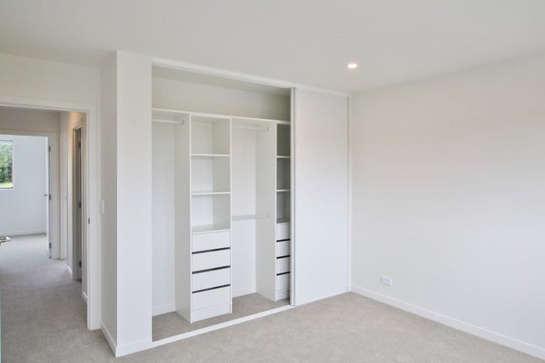 Photo of property in 3/35 Garadice Road, Rothesay Bay, Auckland, 0630