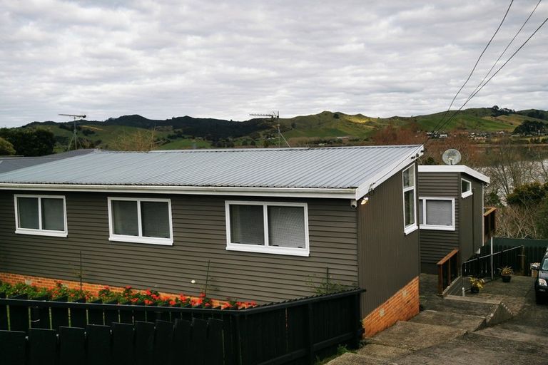 Photo of property in 50 Kimihia Road, Huntly, 3700