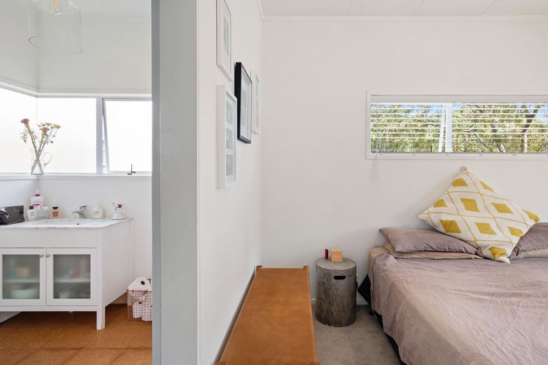 Photo of property in 44 Hillview Road, Waihi Beach, 3611