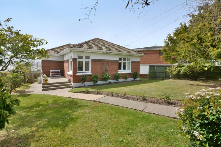 Photo of property in 43 Dunrobin Street, Waverley, Dunedin, 9013