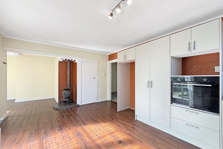 Photo of property in 102 Tirau Street, Putaruru, 3411