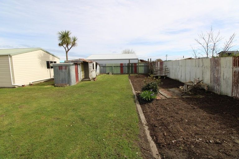 Photo of property in 13 Linklater Avenue, Foxton Beach, Foxton, 4815