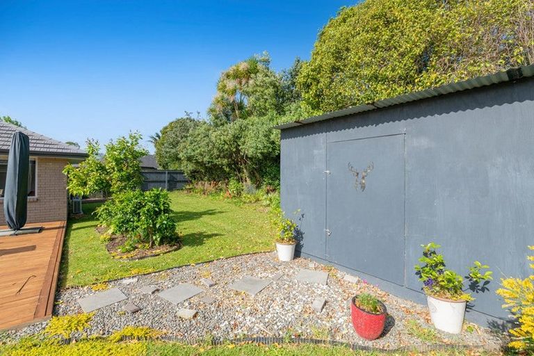 Photo of property in 7 Riverboat Lane, Helensville, 0800