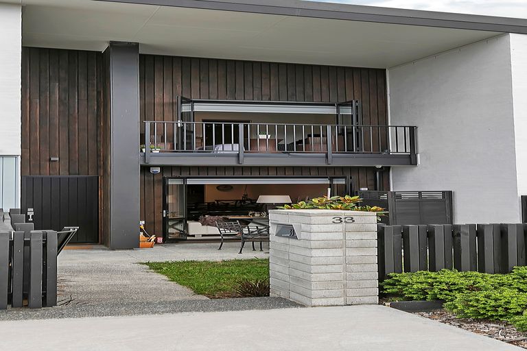 Photo of property in 33 Rangihina Road, Hobsonville, Auckland, 0616