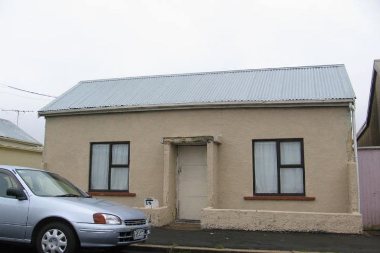 Photo of property in 16 Prendergast Street, South Dunedin, Dunedin, 9012