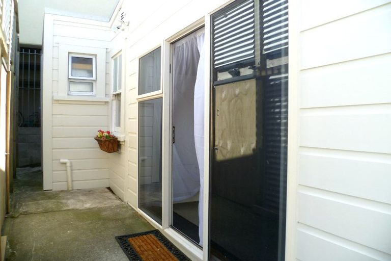 Photo of property in 9b-c Douglas Street, Levin, 5510