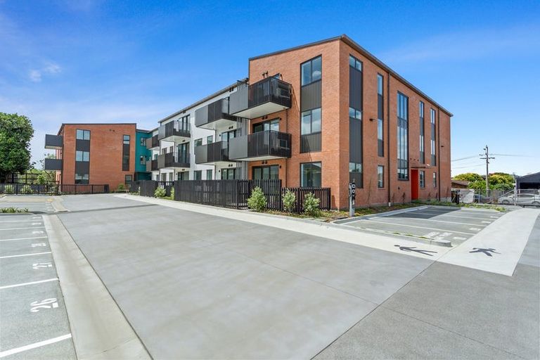 Photo of property in 13 Aituaa Road, Pukekohe, 2120