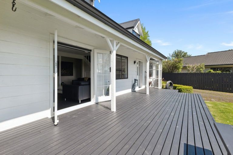 Photo of property in 9 Erin Street, Hawera, 4610